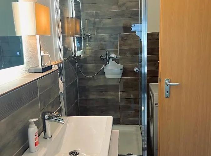 Appartement Gemuetliche Alpenlaendisch *